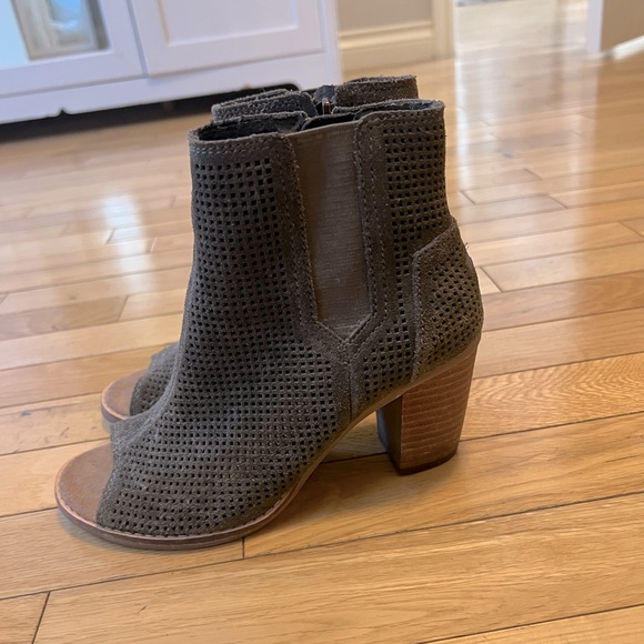 Camo green TOMS heels - Picture 3 of 4